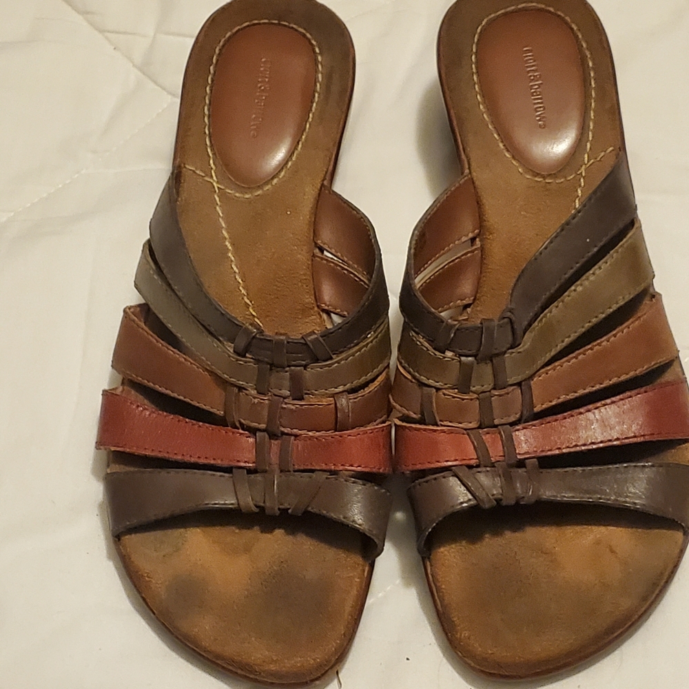 Multicolored sandals